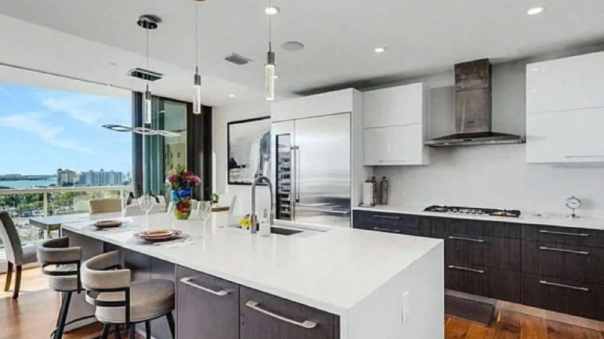 Elegant Downtown Sarasota Condo Apartment
