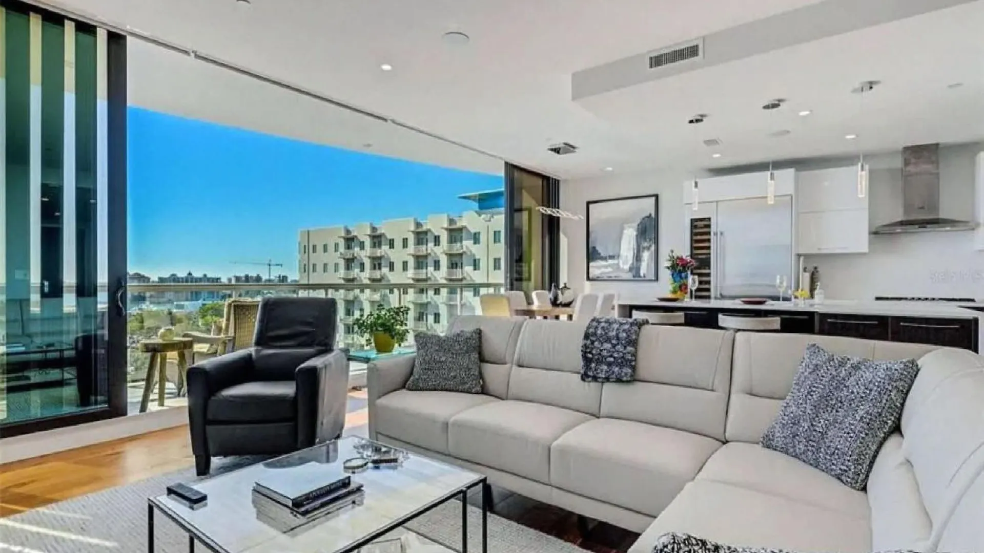 Apartment Elegant Downtown Sarasota Condo United States