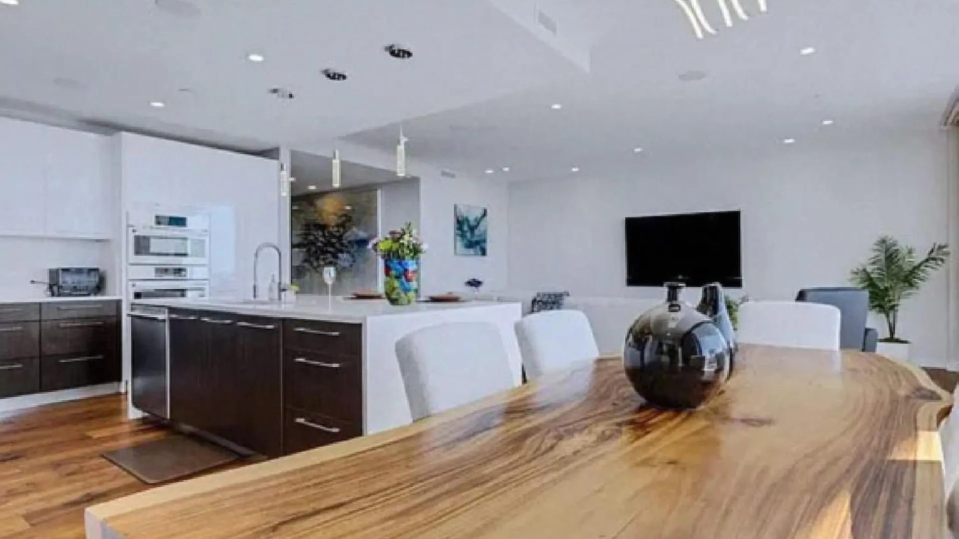 Elegant Downtown Sarasota Condo United States