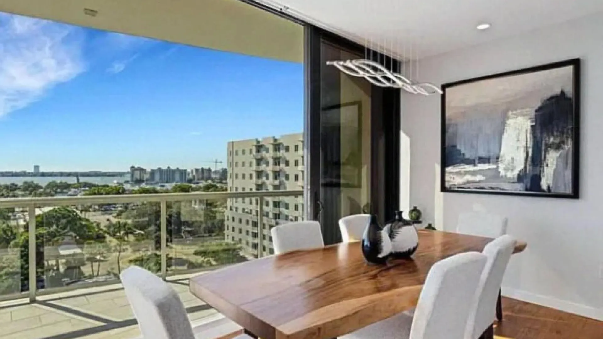 Elegant Downtown Sarasota Condo